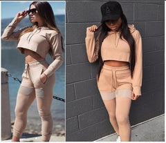 Beige Crop hoody and Sweatpants set - No weak points